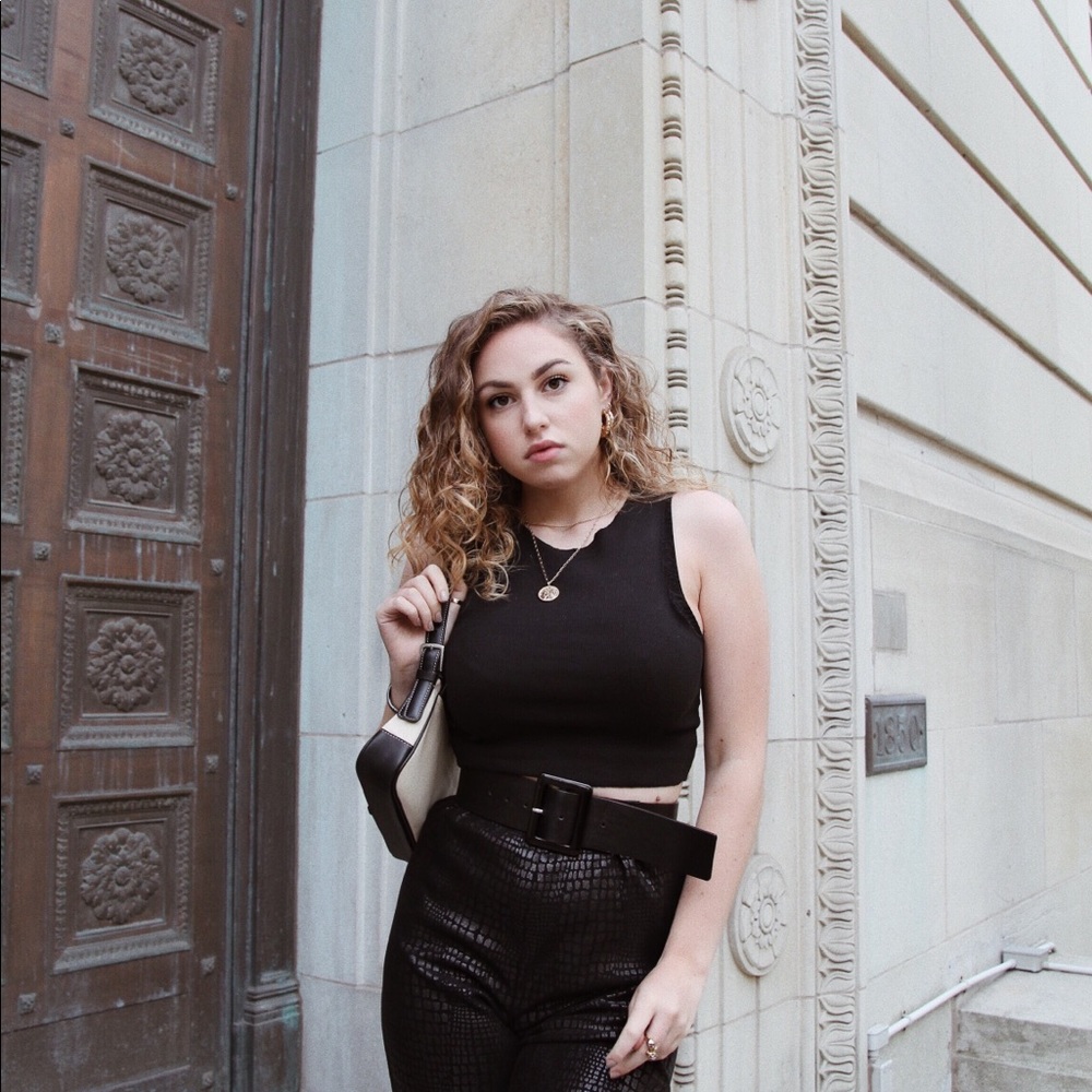 Meet your Posher, Kendall
